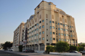 Отель Bahrain Carlton Hotel  Манама
